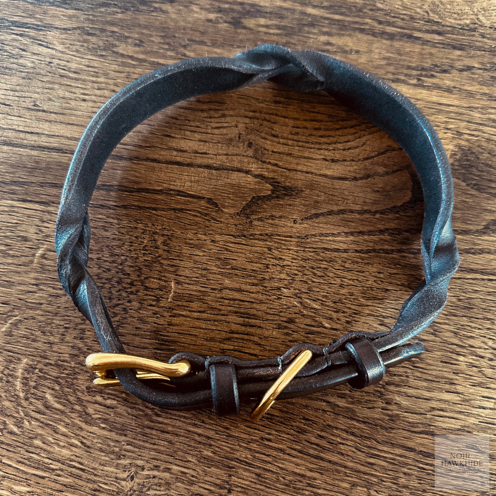 handmade twistet leather dog collar with solid brass hardware - noir hawkhide