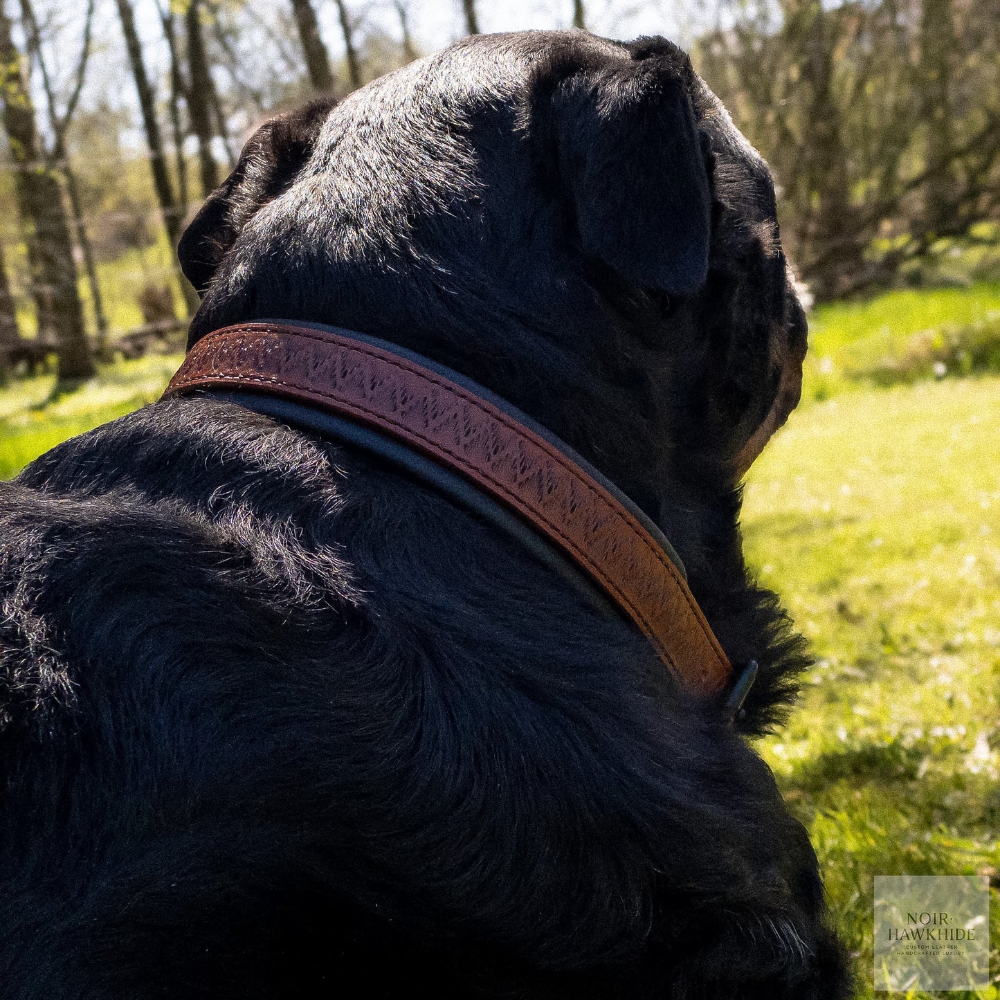 Håndpræget hundehalsbånd