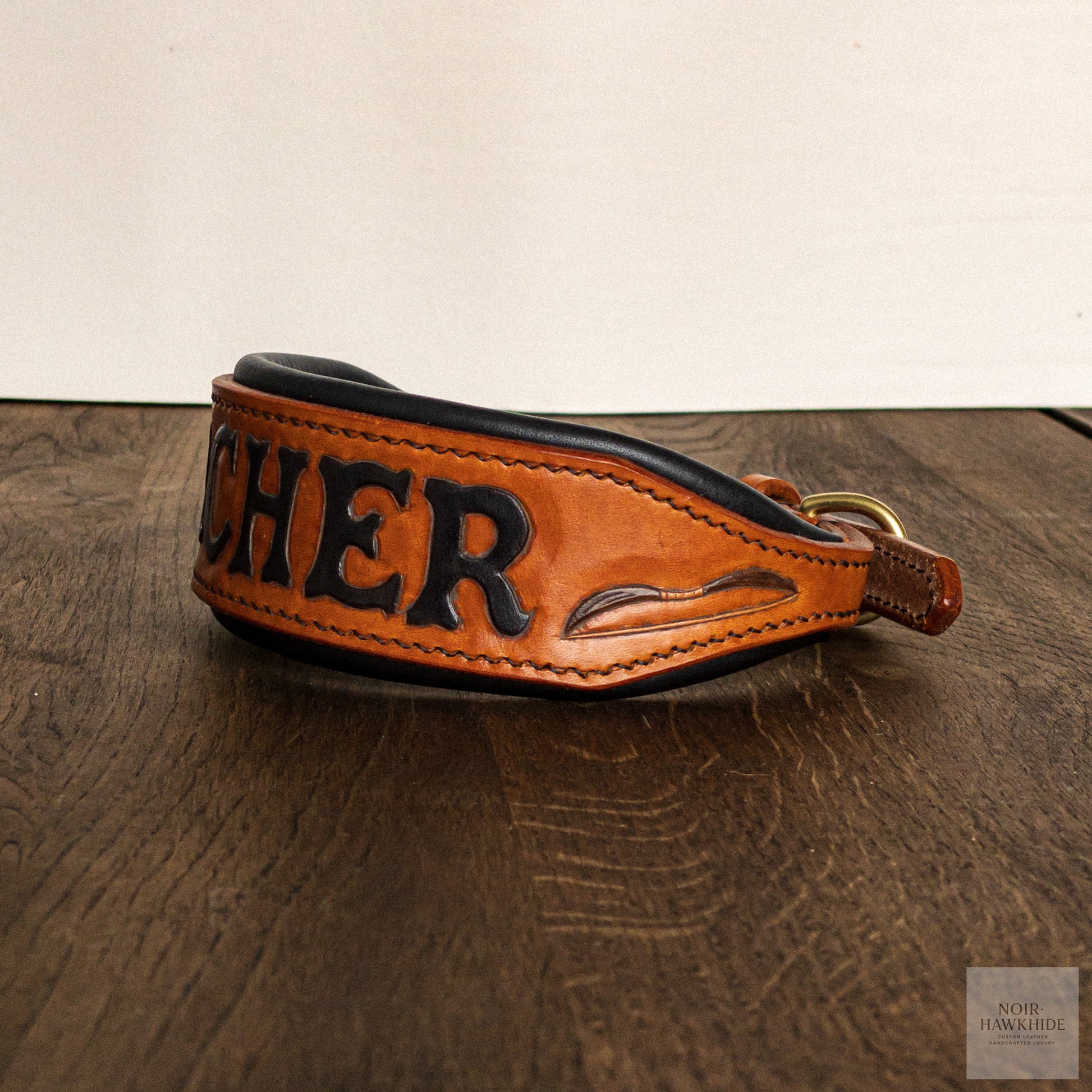 Hand tooled personalized leather dog collar with name – Noir Hawkhide