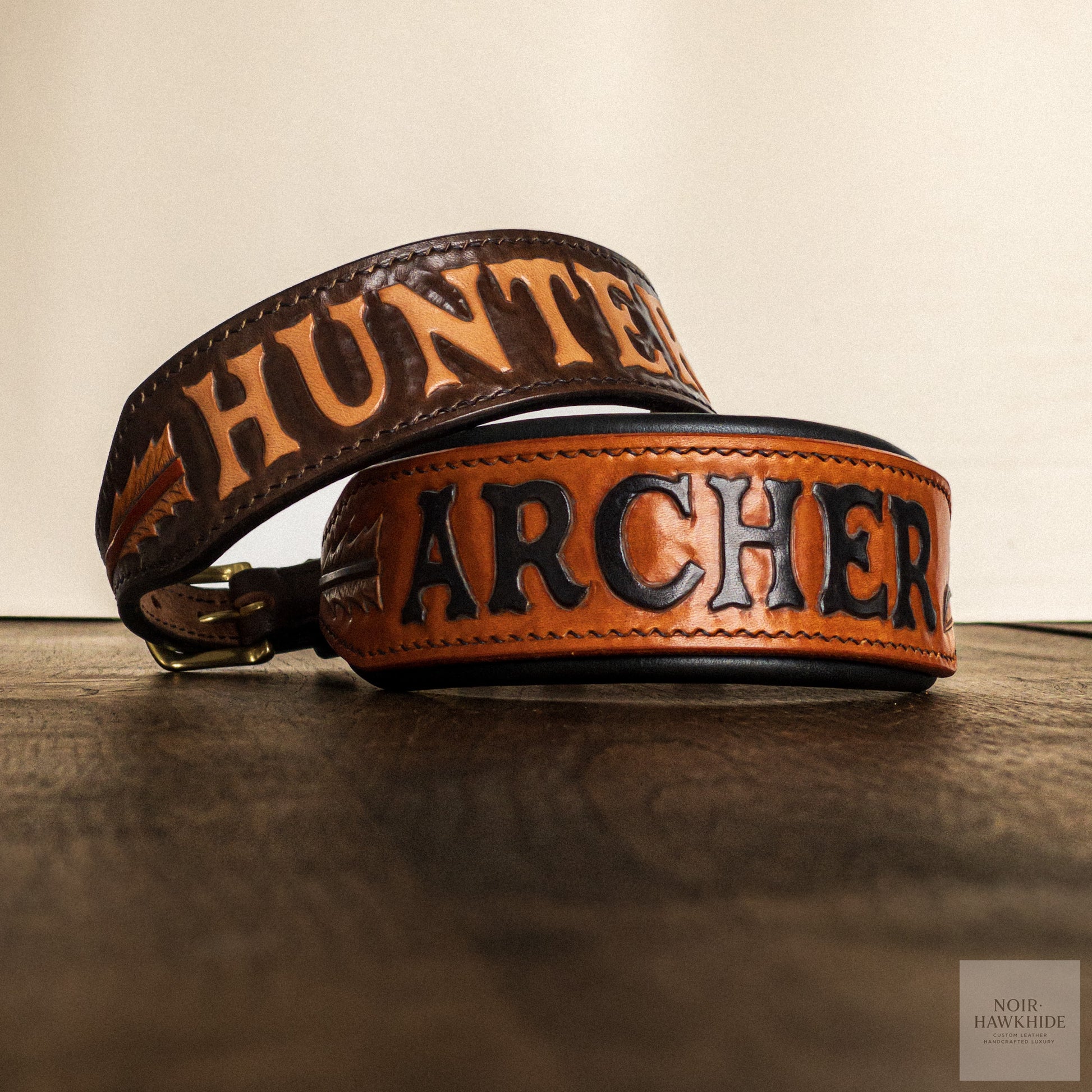 Hand tooled personalized leather dog collar with name – Noir Hawkhide