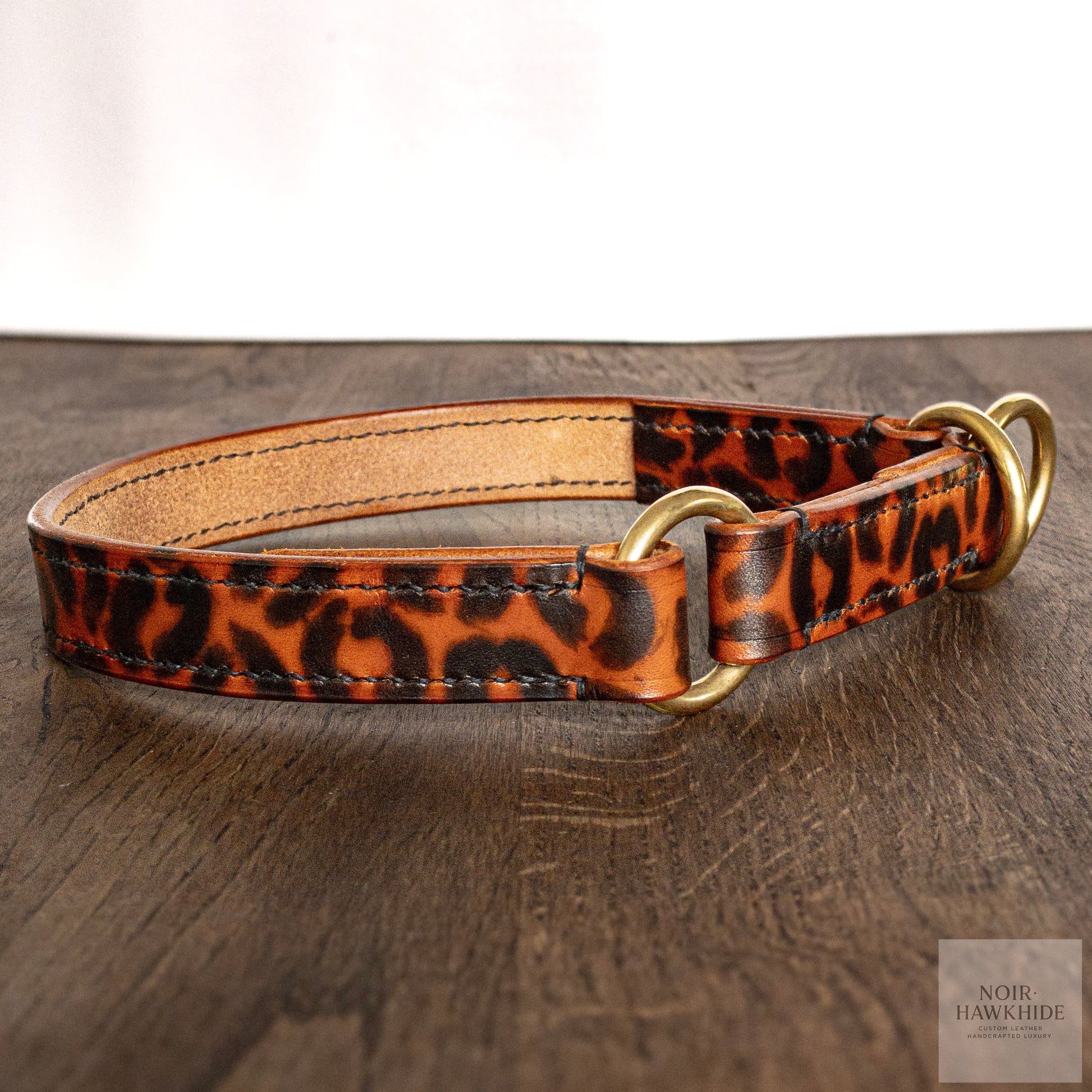 Handmade leopard leather dog collar with brass hardware – Noir Hawkhide