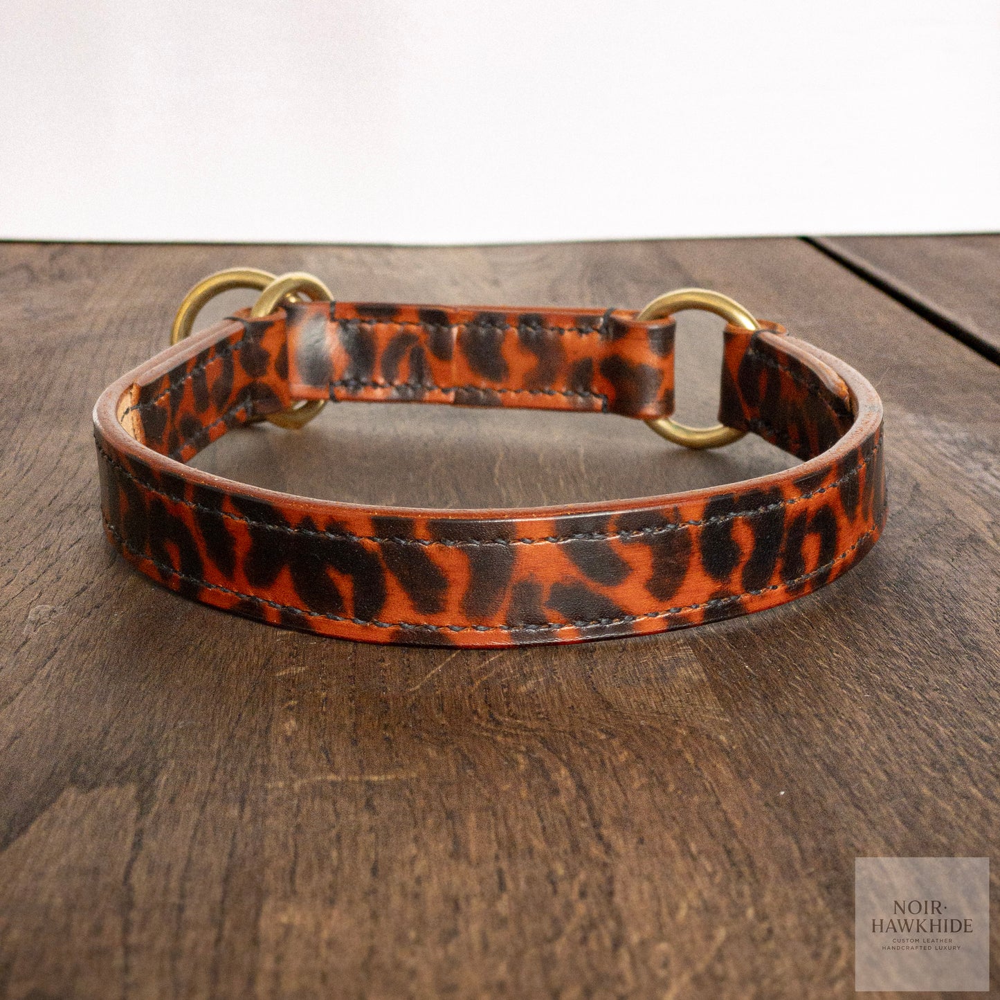 Handmade leopard leather dog collar with brass hardware – Noir Hawkhide