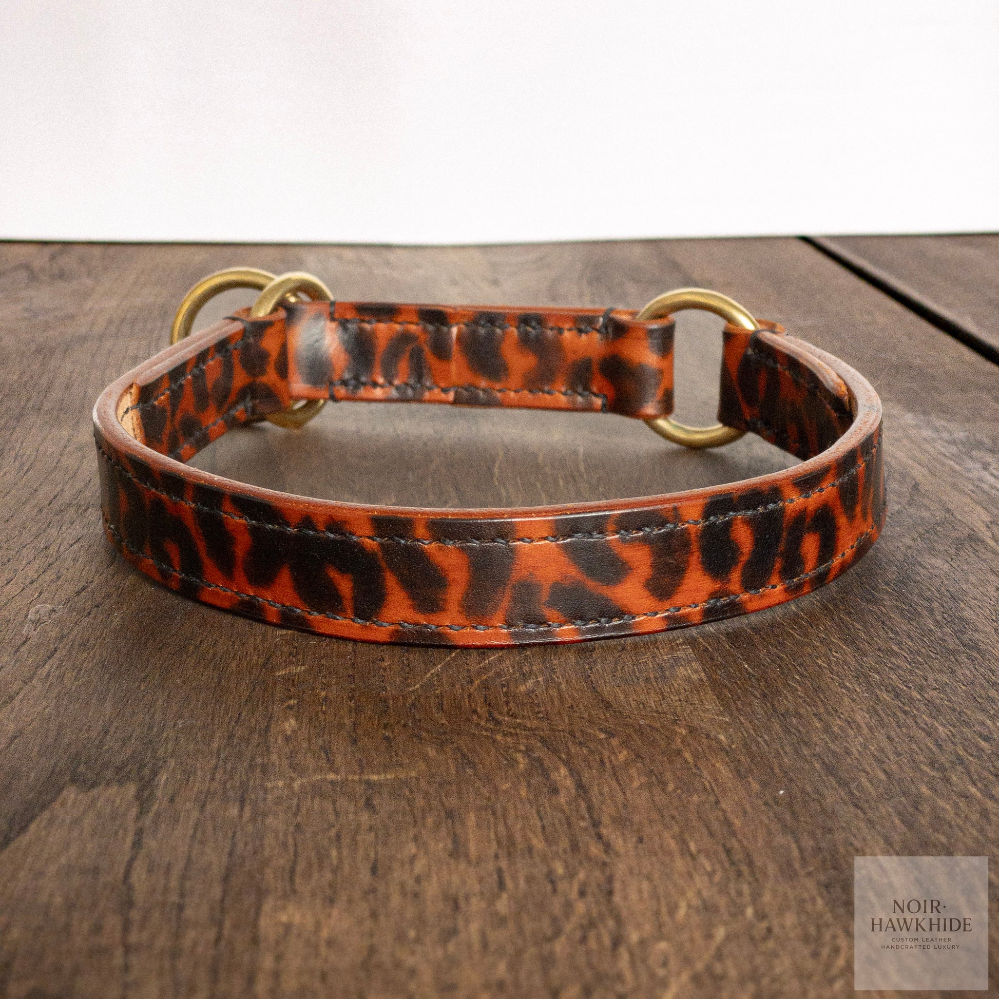 Handmade leopard leather dog collar with brass hardware – Noir Hawkhide