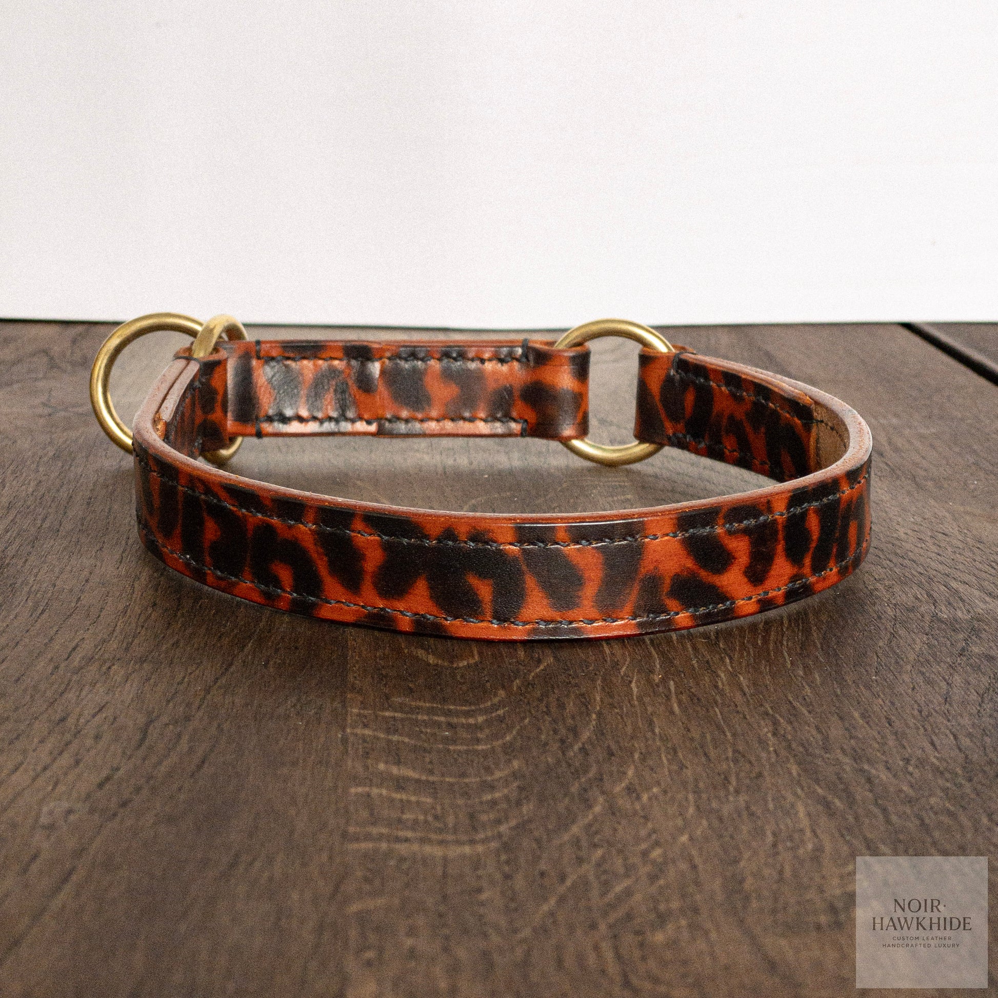 Handmade leopard leather dog collar with brass hardware – Noir Hawkhide